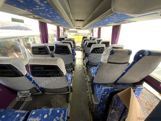 Autobus za međugradski prevoz Setra S 215 HDH