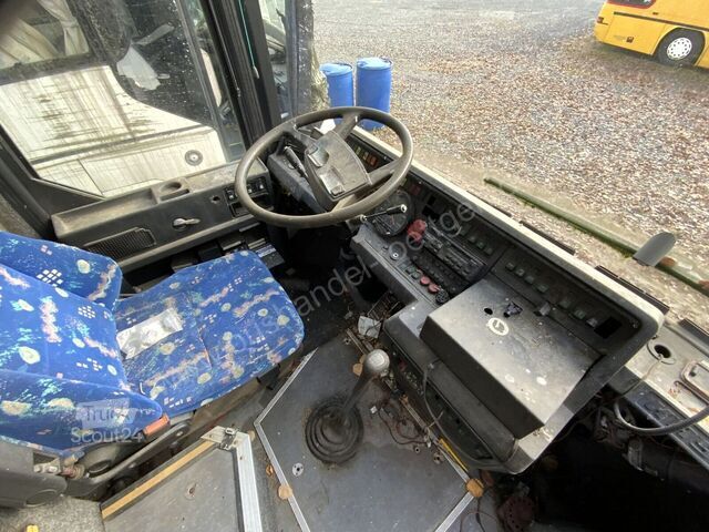 Tur otobüsü Setra S 215 HDH