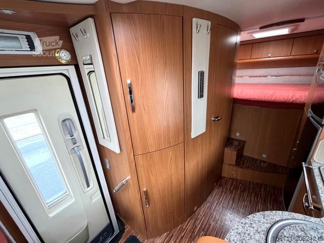 Camping-car semi-intégré HYMER/ERIBA T 614 SL - Festbett - Klima - -