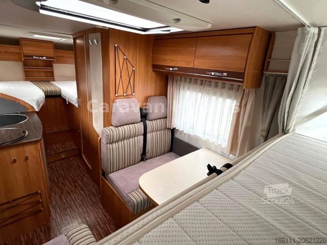 Integrated camper HYMER/ERIBA Exsis 562 - Einzelbetten -Garage - -