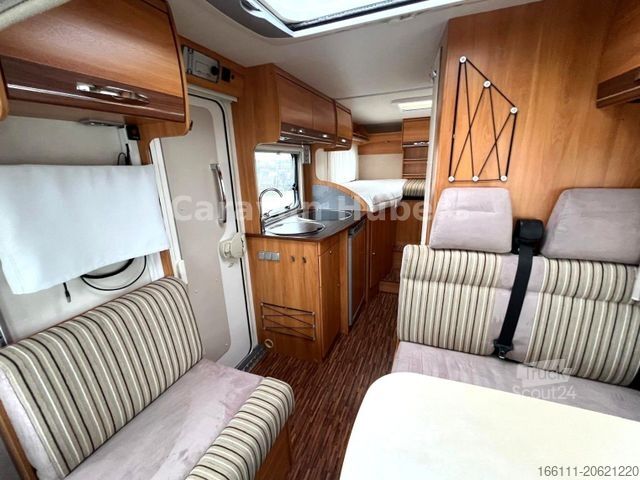 Integrated camper HYMER/ERIBA Exsis 562 - Einzelbetten -Garage - -