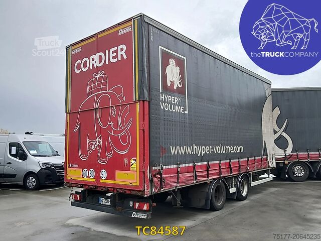 Csúszó ponyvák Fruehauf