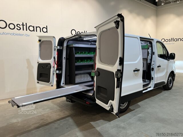 Skåpbil Renault Trafic 2.0 dCi 130 PK L1H1 Servicebus / Inricht...