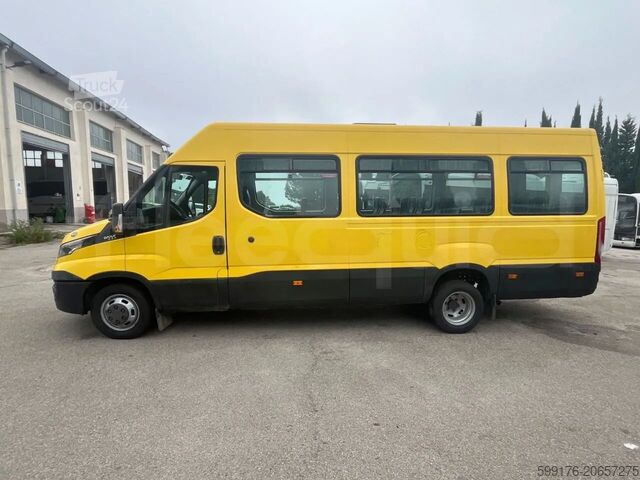 Transport de personnes IVECO Daily