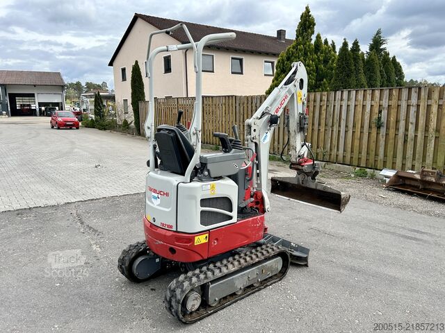 μίνι εκσκαφέας Takeuchi TB 210 R V1