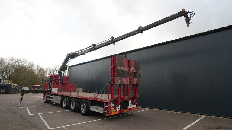 Camion-grue MAN TGA 35.400 8X4 MACHINE/CAR TRANSPORT WITH HIAB ...