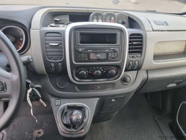 Arbejdsplatform lastbil RENAULT Trafic dCi 120 L1H1 / France Elavateur 10,6m