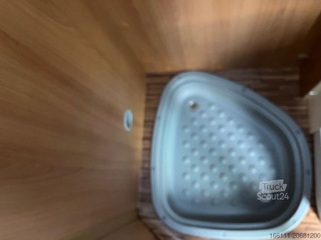 Kemperis PÖSSL Duett - Festbett - Klima - Markise - AHK -