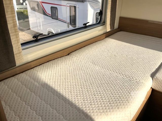 Kamper zintegrowany BÜRSTNER Viseo I 690 G - Einzelbetten - -