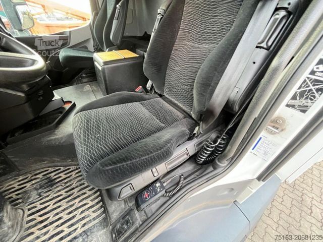 Vrachtauto met open laadbak MERCEDES-BENZ Antos 2542 6x2 Pritsche Heckkran Hiab XS 177 Fun
