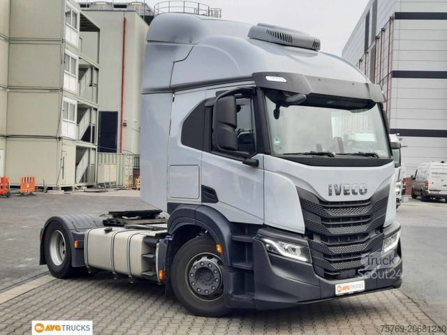 Standard SZM IVECO S-WAY 480 Intarder Standklima 2 x Tank
