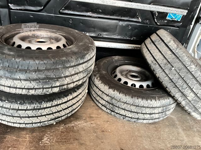 Panelová dodávka FORD Transit Kasten 350 L2 Trend 114 kw8-fach bereift