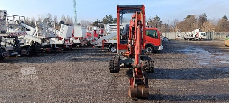 Mini ekskavatoru Caterpillar 302.4D