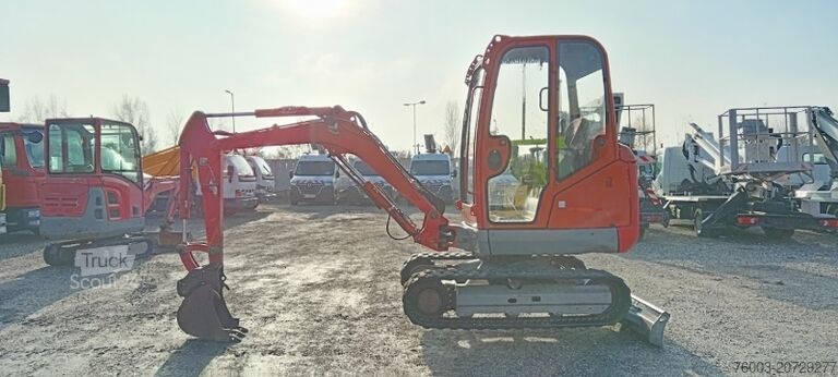 Mini ekskavatoru Caterpillar 302.4D