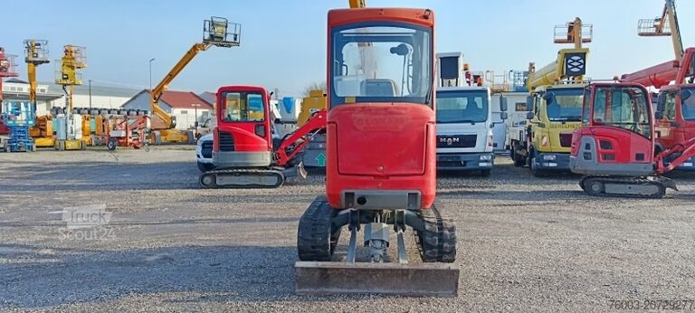 Mini ekskavatoru Caterpillar 302.4D