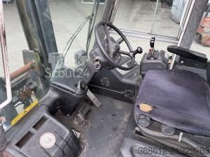 رافعة شوكية أمامية Dan Truck D9006