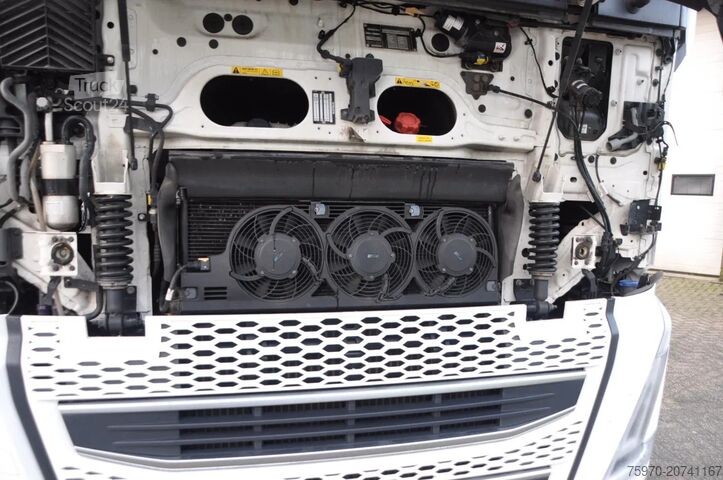 Standaard-SZM Volvo FH 460 4x2  2022  iParkCool  AUTOMAAT