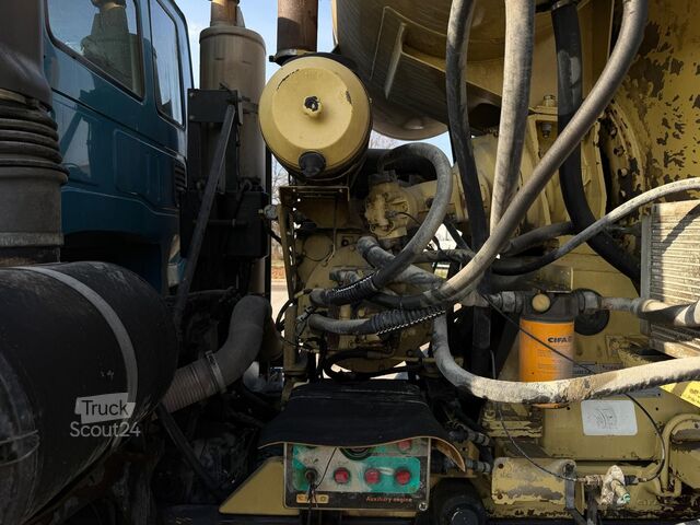 Auto betonowóz Astra HD9 84.48-80