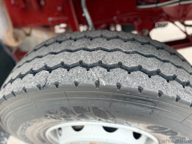 αυτοκινούμενος αναμικτήρας σκυροδέματος Iveco MAGIRUS 440E