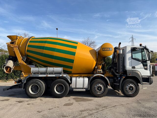 Auto betonowóz Astra HD9 84.48