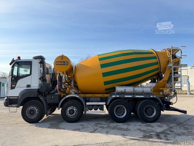 Auto betonowóz Astra HD9 84.48