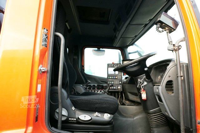 Veegmachine MERCEDES-BENZ 1323 L Atego 4x2, Faun Vaajet 6 R, Wassertank