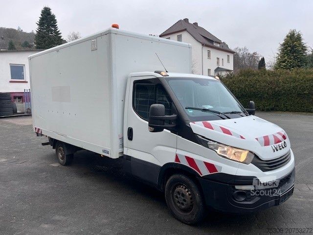 Vrachtwagen met bakwagen IVECO Daily 35-160 Koffer/LBW/Klima/R Kamera/Standheiz