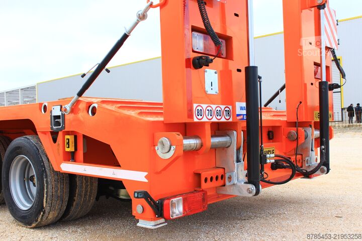 Alçak yataklı yarı römork inşaat makinesi taşımak için LOWBED TRAILER 2026
