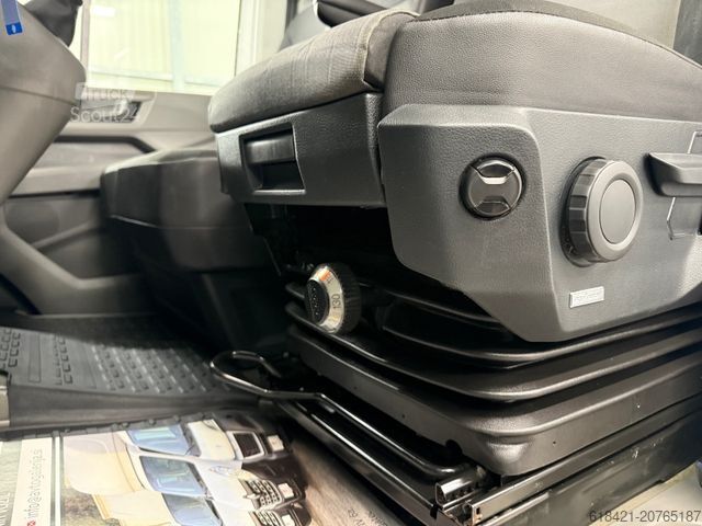 Panelvan VOLKSWAGEN Crafter Kasten Kasten 35 4MOTION CAMERA+360PARK