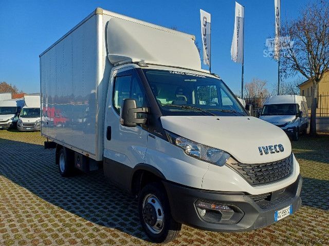 Furgão fechado IVECO DAILY 35C14