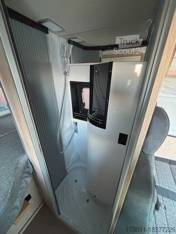 Τροχόσπιτο αυτοκινούμενο PÖSSL Summit 540 Automat Aufstelldach Top Ausstattung!