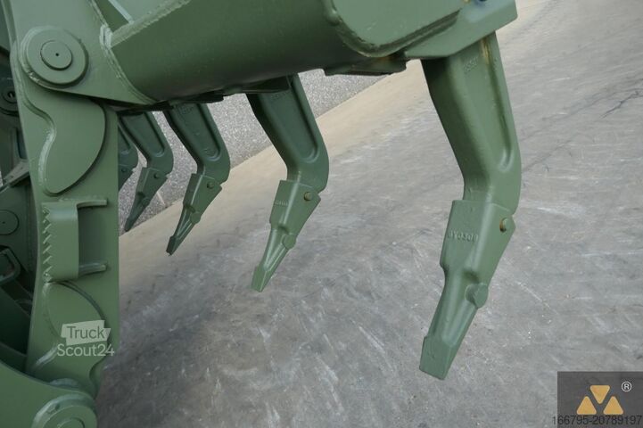 Greideris Caterpillar 130G Ex-army