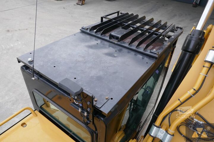 Vikšrinis ekskavatorius Caterpillar 352F