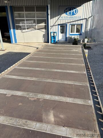 Değiştirilebilir platform kasa Krone BDF 7,82m Plattform flach 150mm
