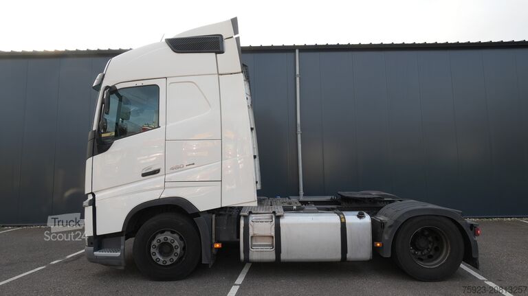 Standard-SZM Volvo FH 460 GLOBETROTTER EURO 6 725.300KM