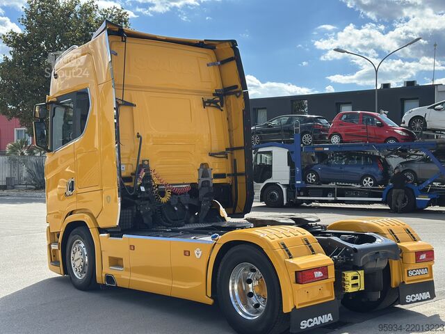 štandardný ťahač SCANIA 590S  FULL PNEUMATIC 2+2  