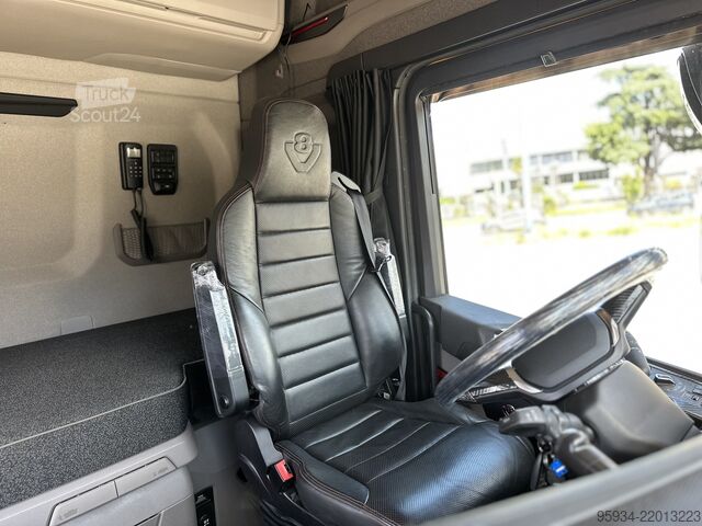 štandardný ťahač SCANIA 590S  FULL PNEUMATIC 2+2  