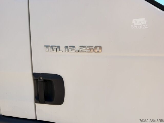 бортовой грузовик с тентом MAN TGL 12.250 LBW,TÜV,Schalt,Luftfederung K