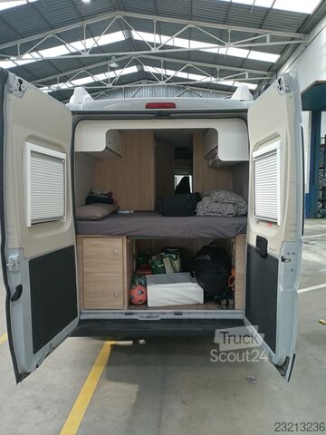 Fourgon aménagé Fiat Ducato Weinsberg Carabus 2024 | Manual | Techo elevable