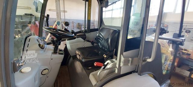 Riteņu iekrāvējs KRAMER 5050