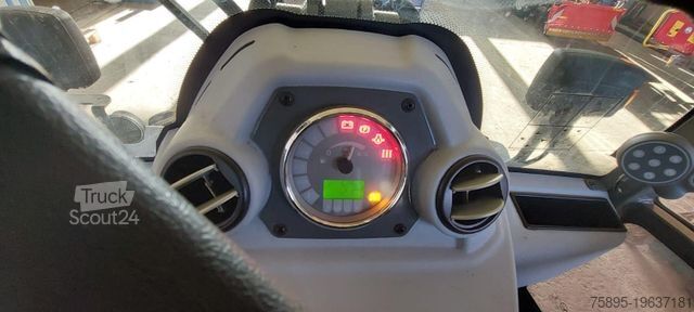 Riteņu iekrāvējs KRAMER 5050