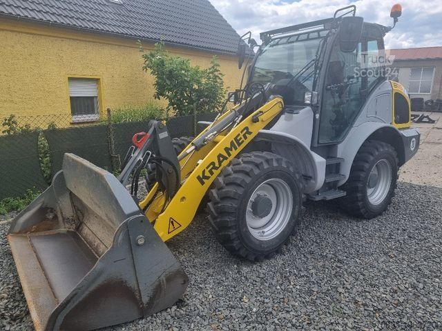 Încărcător pe roți KRAMER 8115
