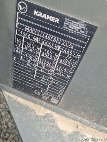 Încărcător pe roți KRAMER 8115