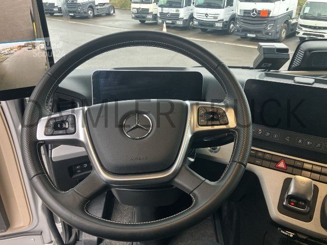 Standardní tahač Mercedes-Benz Actros 1848 LS GigaSpace DriverExtent Retarder LED