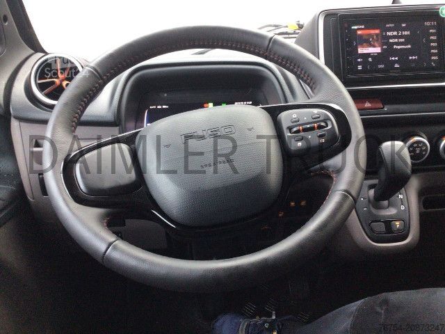 Camión portacontenedores de gancho FUSO Mitsubishi eCanter 9C18 M-Bat Abrollkipper KlimaAu