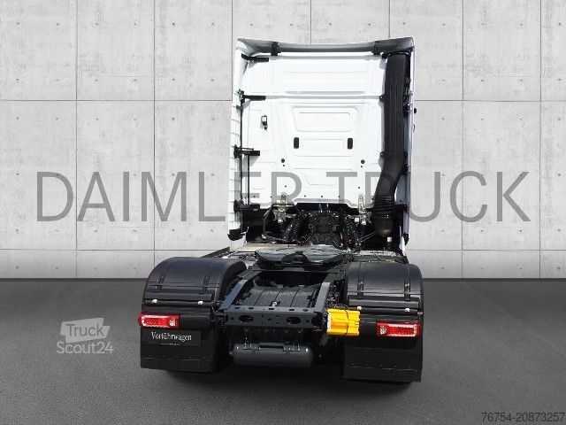 Standardní tahač Mercedes-Benz Actros 1845 LS ProCabin Retarder Klimaautom.