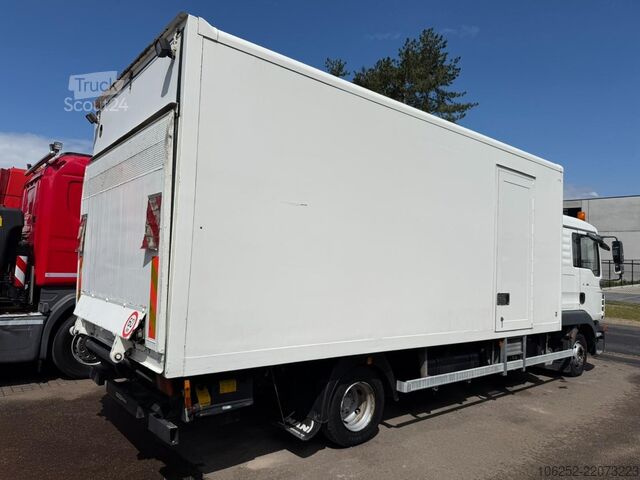 Kufr MAN TGL 8.180 CLOSED BOX / KOFFER (6m10 x 2m48 x 2m...
