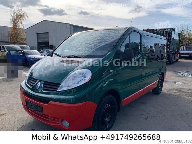 Minibús RENAULT Trafic Combi 9 Sitzer *Klima/Radio/1xSchiebetür