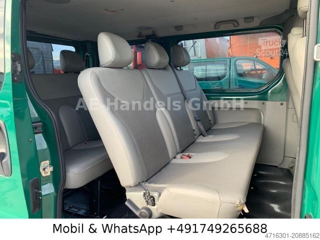 Minibús RENAULT Trafic Combi 9 Sitzer *Klima/Radio/1xSchiebetür