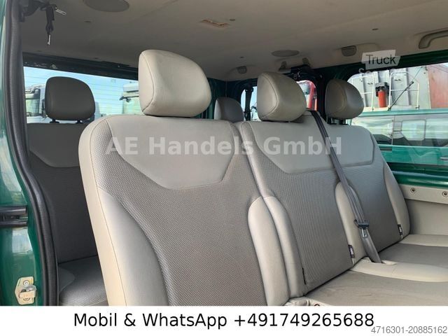 Minibús RENAULT Trafic Combi 9 Sitzer *Klima/Radio/1xSchiebetür